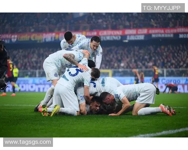 西斯普林斯与中央联的激烈对决揭示足球战术与团队合作的重要性