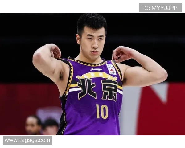 邹雨宸：在篮球场上书写青春与梦想的传奇故事