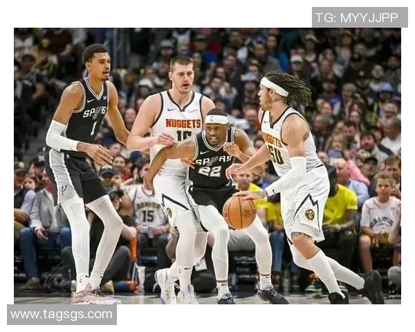 骑士与马刺激战三月十三夜精彩对决引发球迷热议