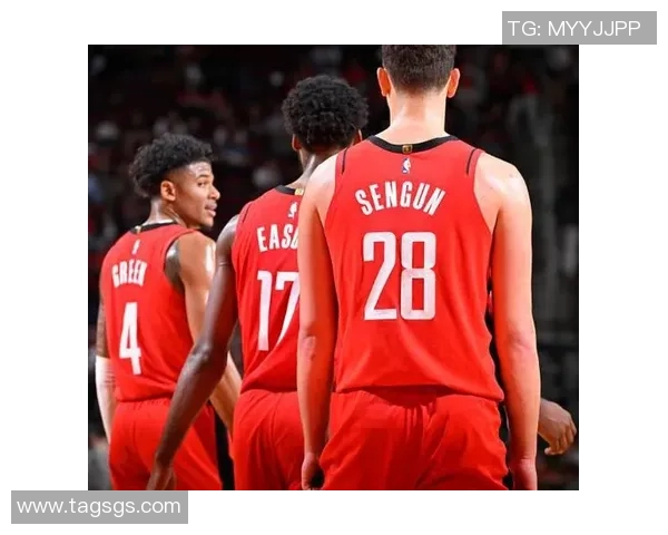 伊曼纽尔奎克利的崛起之路:从新秀到球队核心的成长历程 伊曼纽尔奎克利的崛起之路:从新秀到球队核心的成长历程